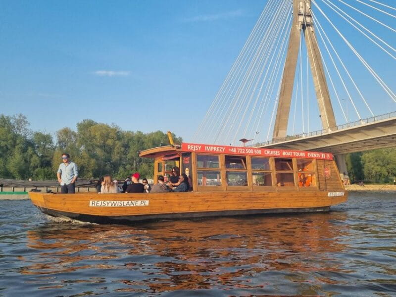 Warsaw: Evening Vistula Cruise with Welcome Drink - Introduction: A Relaxing Way to See Warsaw’s Skyline
