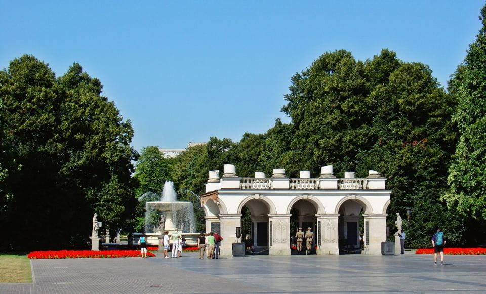 Warsaw: Full-Day Private Tour From Poznan - Inclusions and Important Information