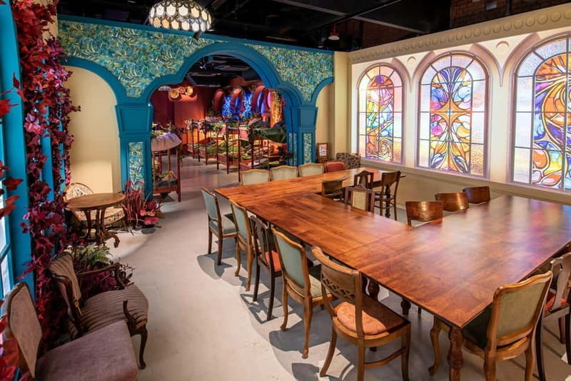 Warsaw: Kleks Magia Kina Immersive Film Center Entry Ticket - Price and Logistics: Making It Work for You