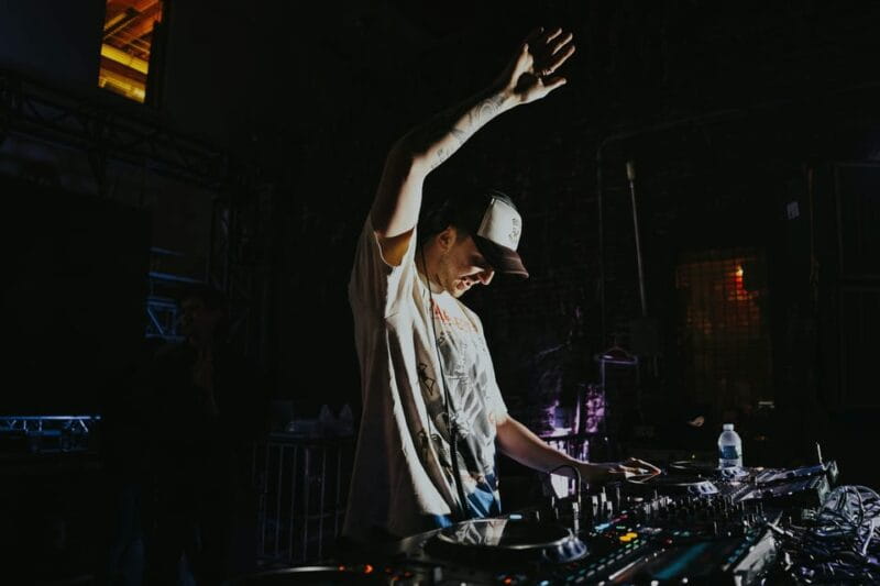 Warsaw: Skip-the-Line Entry to Room 13 Club + Welcome Shot - A Night Out at Room 13 Club in Warsaw: An Honest Look