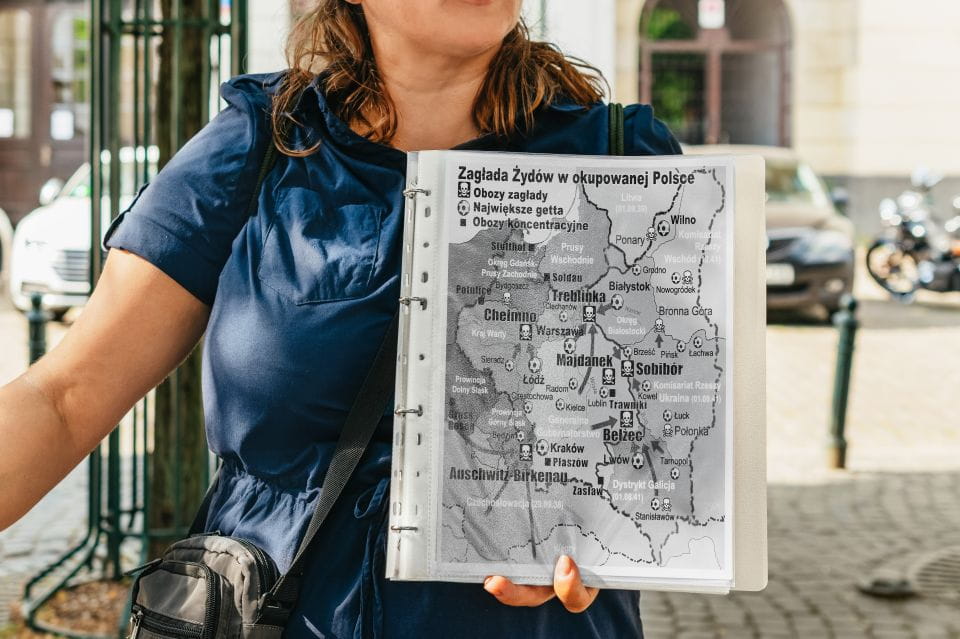 Warsaw: Warsaw Ghetto Private Walking Tour With Hotel Pickup - The Ghettos Tragic Destruction