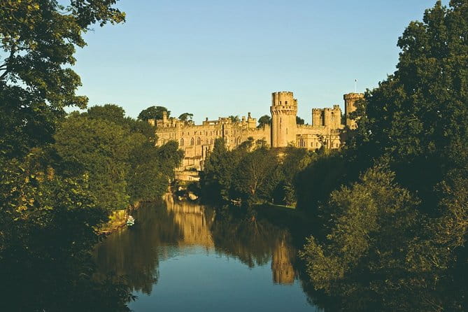 Warwick Castle Including Return Train Tickets from London - Navigating the Itinerary: What’s Included and Whats Not
