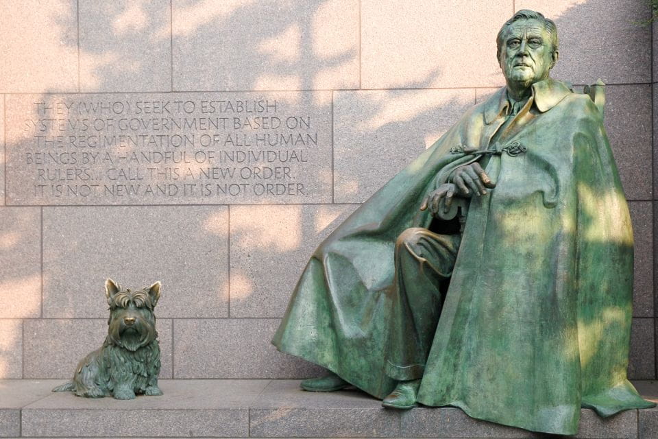 Washington DC: Iconic Monuments Driving & Walking Tour - Meeting Point and Instructions