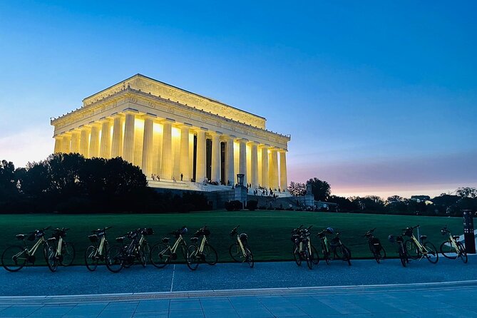 Washington DC Sites at Night Guided Bicycle Tour - Meeting Details