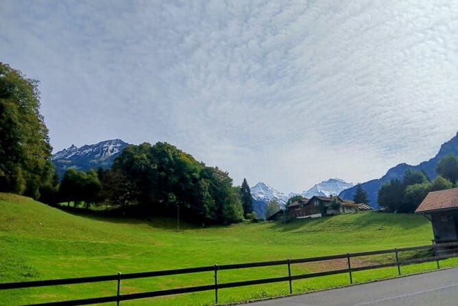 Waterfall Lauterbrunnen CLOY Pier Iseltwald Interlaken Private - Key points / Takeaways