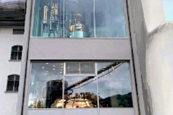 Waterfall Lauterbrunnen CLOY Pier Iseltwald Interlaken Private - Why the Eco-friendly Car Matters