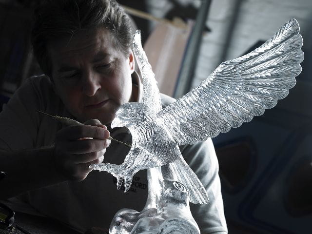 Waterford: House of Waterford Factory Tour - The Art of Precision: Cutting and Engraving