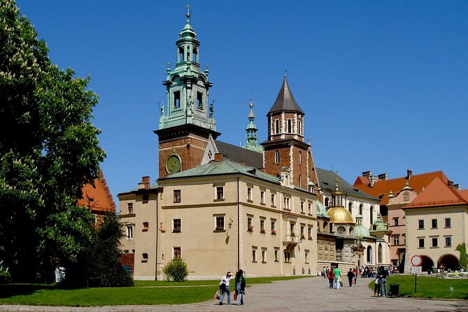 Wawel Castle and Rynek Underground Guided Tour in Krakow - Discovering Krakow’s Medieval Past at the Underground Museum