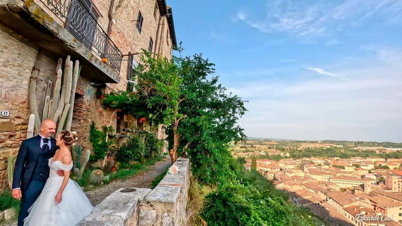 Wedding promise photo shoot - Exploring the Details: What to Expect from Your Tuscany Photo Shoot