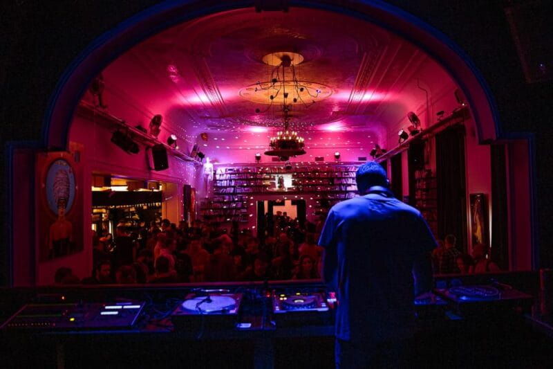 Weekend Night @ The 2nd Floor Secret Club (House / Tech) - Art, Culture, and Community: Beyond Just Nightlife