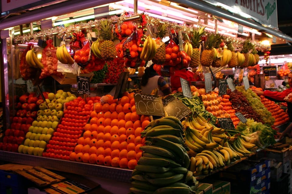 Welcome to Barcelona! Your Essential Orientation Tour. - Discover Barcelonas Highlights