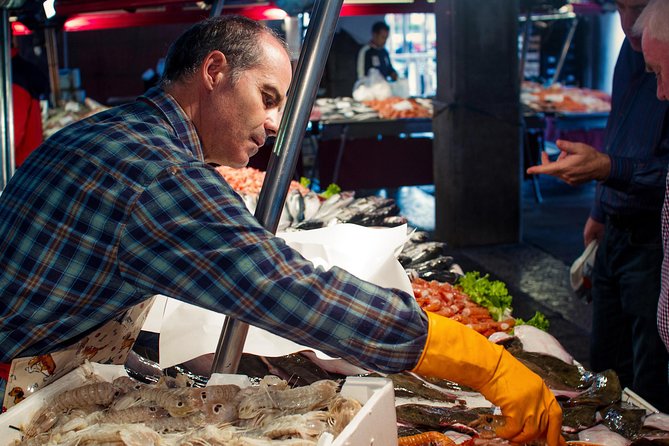 Welcome to Venice Small Group Tour: Basilica San Marco & Gondola Ride - Meeting Point and Pickup