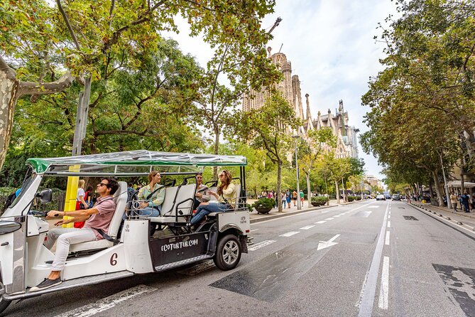 Welcome Tour to Barcelona in Private Eco Tuk Tuk - Eco-Friendly Tuk-Tuks