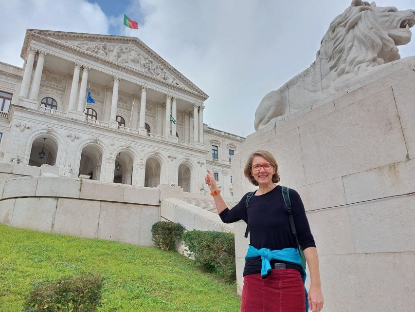 Western Lisbon: Tradition Meets Change (Walking Tour) - Seeing Green Street and Parliament