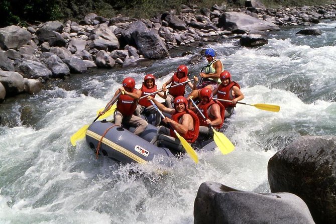 White-Water Rafting Adventure With Lunch From Side - Participant Experiences and Ratings