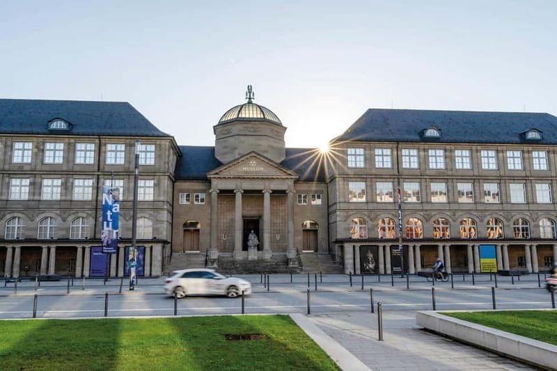 Wiesbaden: Cultural diversity - public tour - Inside Wiesbadens Cultural Scene: A 2-Hour Journey