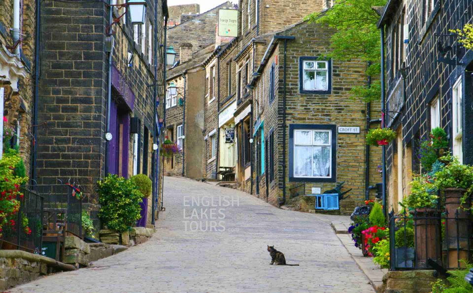 Windermere: The Brontes, Wuthering Heights & Jane Eyre Tour - Preparing for the Tour