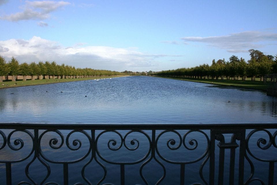 Windsor Castle Hampton Court Palace Private Tour With Pass - Key Points