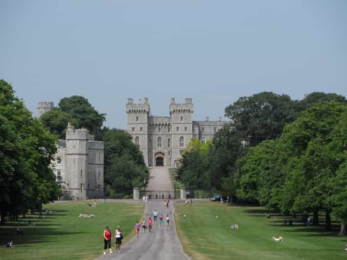 Windsor, Stonehenge Winchester Private Tour includes entry - Exploring Windsor, Stonehenge, and Winchester: A Close-Up