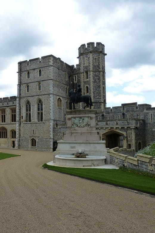 Windsor, Stonehenge Winchester Private Tour includes entry - FAQs