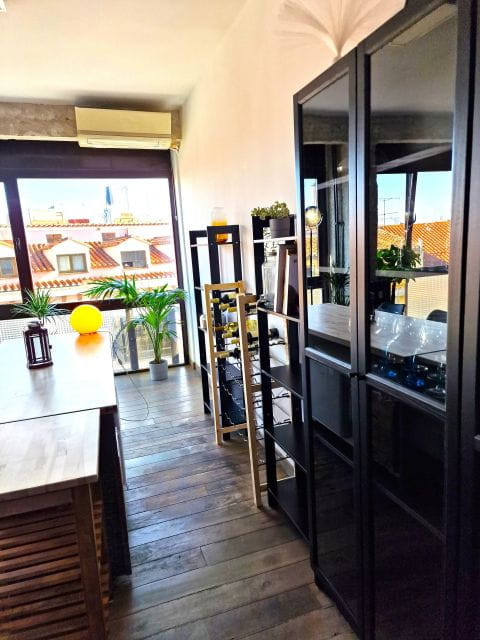 Wine and Cheese Tasting in the Heart of Madrid - Key Points