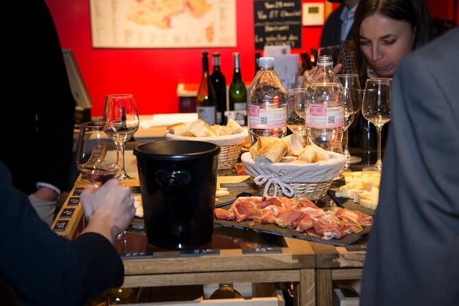 Wine and cheese tasting Paris in Bastille - Price and Value Analysis