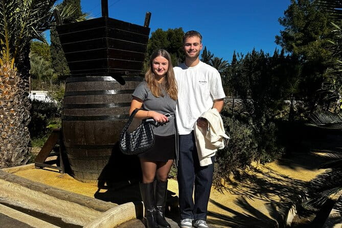 Wine and Tapas Tasting Tour from Alicante, Private Van - FAQ