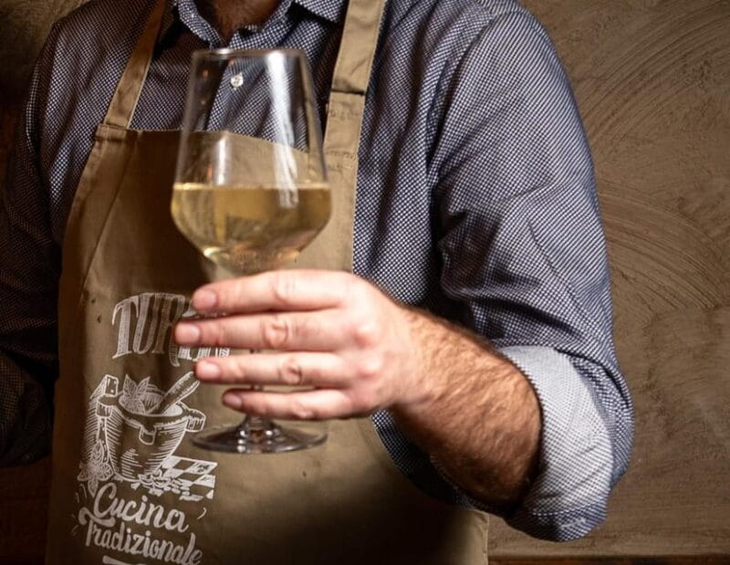 Wine Experience at Turin's - Wine Experience with Local Products Tasting - Key Points / Takeaways