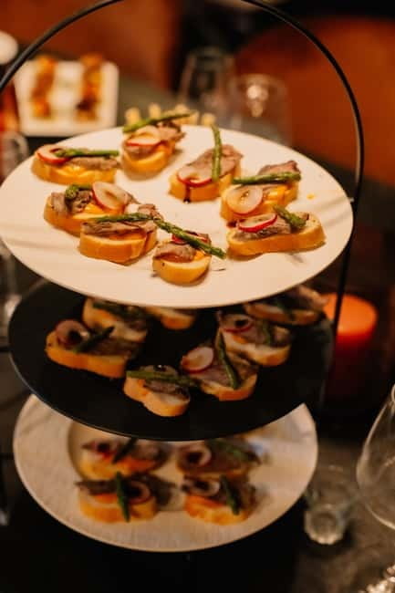 Wine & Tapas Tasting in Majorca - Artistic and Cultural Enrichment