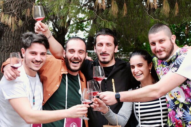 Wine Tasting and Guided Visit to the Vineyard and Cellar in S. Maria Imbaro - A Closer Look at the Experience