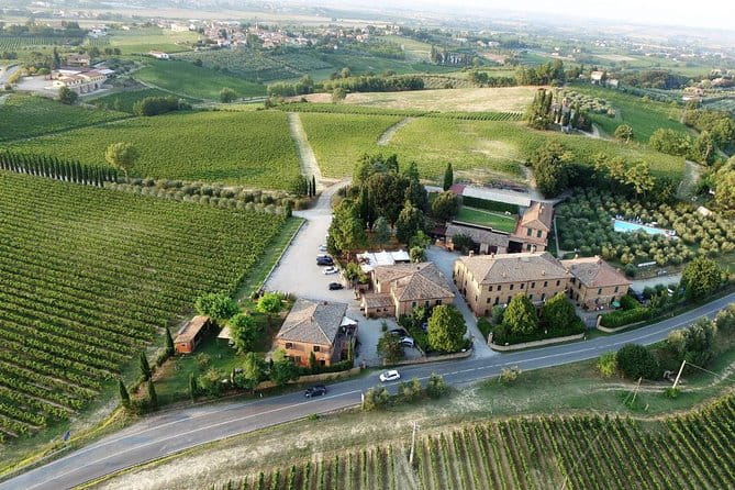 Wine tasting and horseback riding in Montepulciano, in Tuscany from Rome - FAQ