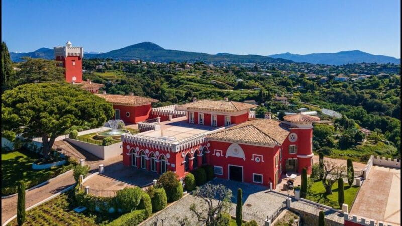 Wine Tasting, Cannes, Famous Designers and Perfume Factory - The Vineyards and Château Crémat: A Tasting in the Hills