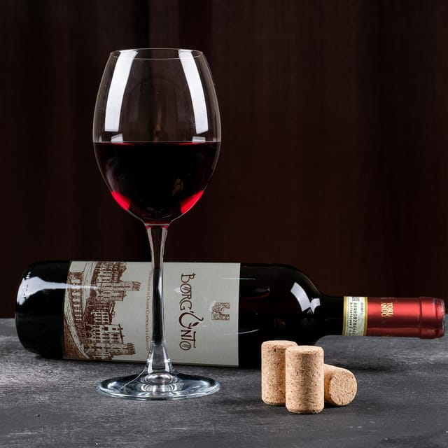 WINE TASTING EXPERIENCE IN THE HISTORICAL CENTRE - The Unexpected Setting: Wine Tasting in Arezzo’s City Center