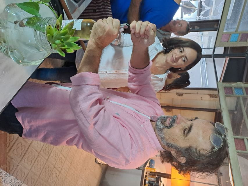 Wine Tasting in Barcelona (Catalan Varieties) Small Groups - Meeting Point and Identification