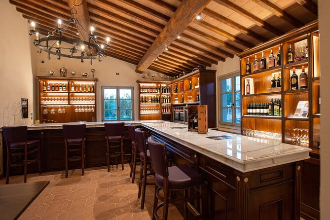 Wine Tasting in Historic Open-Lounge room - Key points / Takeaways