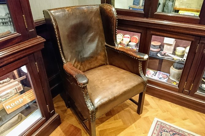 Winston Churchills London and The Churchill War Rooms - A Private Tour. - Transportation Between Stops