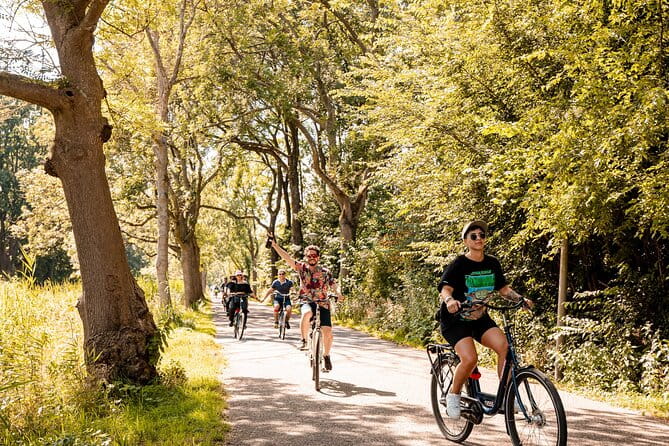 Wonderful Windmills of Zaanse Schans E Bike tour from Amsterdam - Practical Tips for Travelers