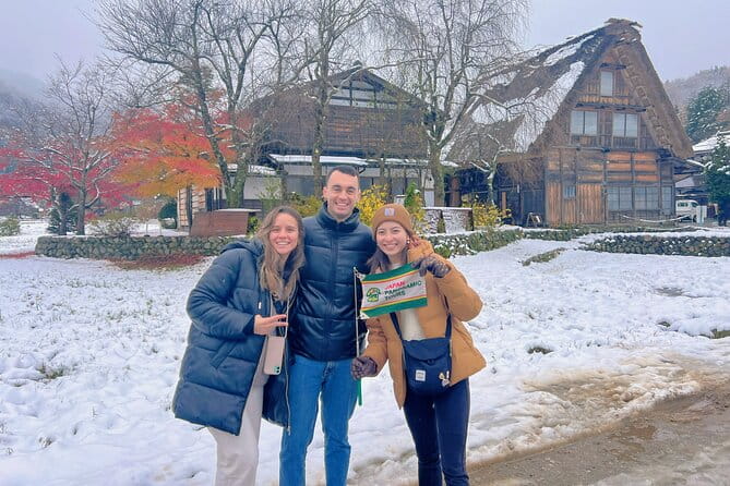 World Heritage Shirakawa-Go and Experience Tours From Kanazawa - Inclusions and Logistics