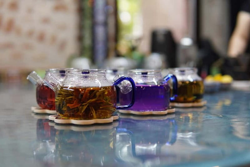World Teas and Turkish Tea Brewing Workshop - Exploring the Heart of Istanbul’s Tea Culture
