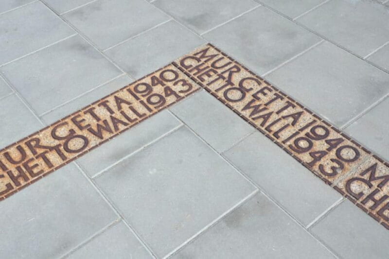 World War 2 in Warsaw walking tour in English - Key points / Takeaways