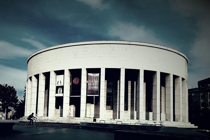 World War II Zagreb, Croatia between communists, fascists and "ordinary" people - Unpacking the Experience: What to Expect and Why It Matters