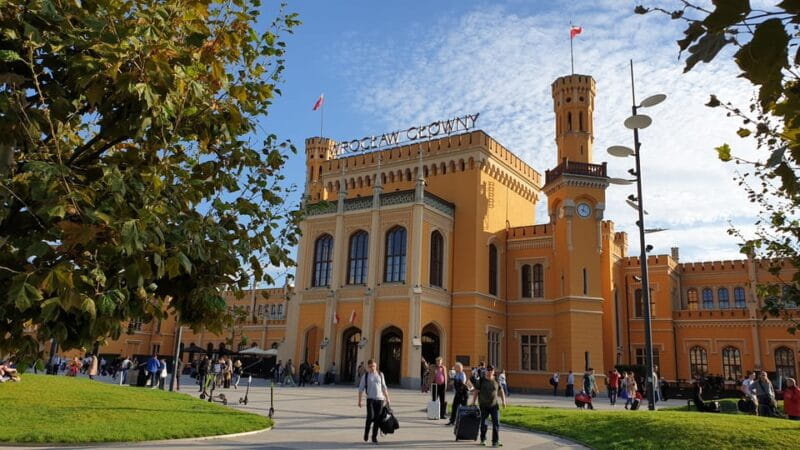 Wroclaw: 2-Hour Private E-Bus Tour for small groups/4 places - Introduction: Exploring Wroclaw in Style and Comfort