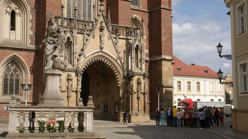 Wroclaw: 2-Hour Private E-Bus Tour for small groups/4 places - Price and Value Analysis
