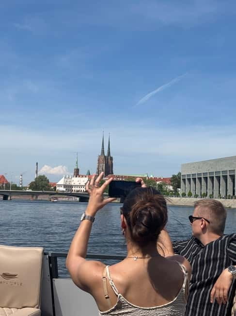 Wroclaw: Catamaran Cruise on the Oder River - Price and Logistics: Good Value for a Quick Escape