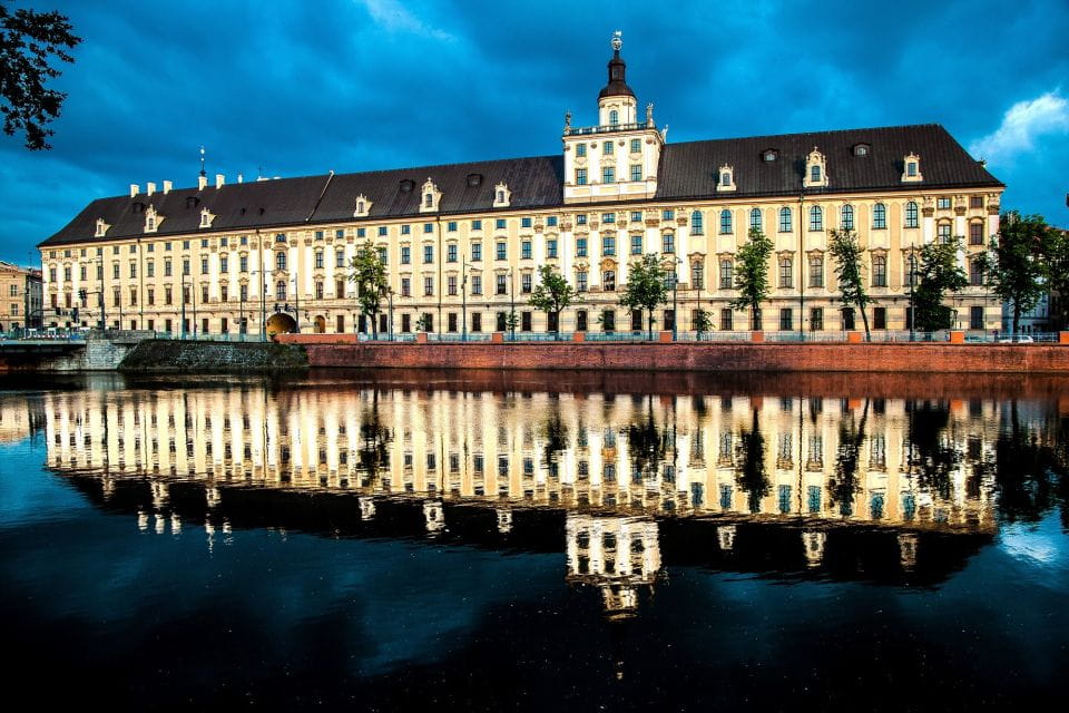 Wroclaw: City of 100 Bridges 4-Hour Private City Tour - Highlights and Attractions