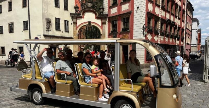 Wroclaw: City Tour Sightseeing By Golf Cart Shared Or Privat - Key Points / Takeaways