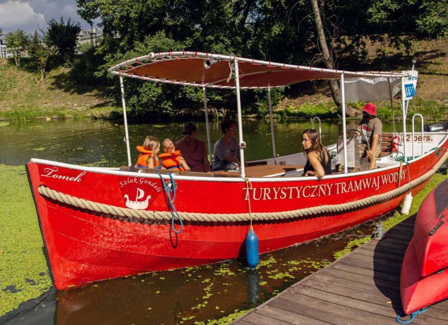 Wroclaw: Old City Walk and Cruise With Small Gondola - Cancellation and Language Options