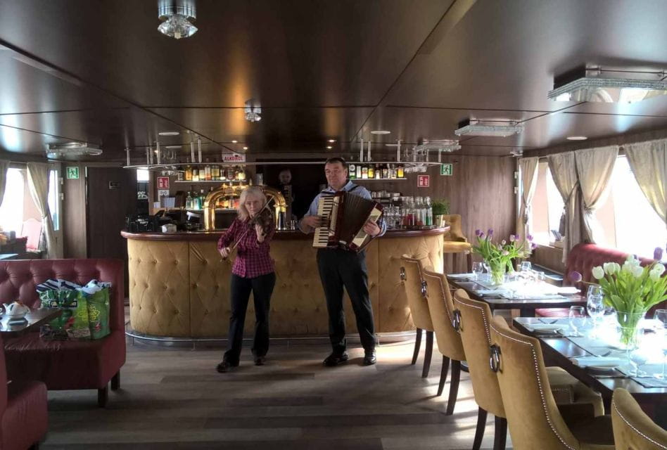 Wrocław: Old Town Tour and River Boat Ride With Music - Tour Highlights