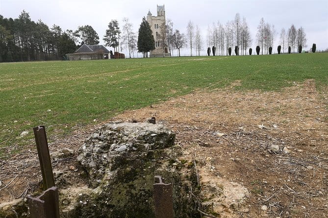 WW1 Somme Battlefields - Private tour from Paris aboard a Van (2 pax) - Frequently Asked Questions