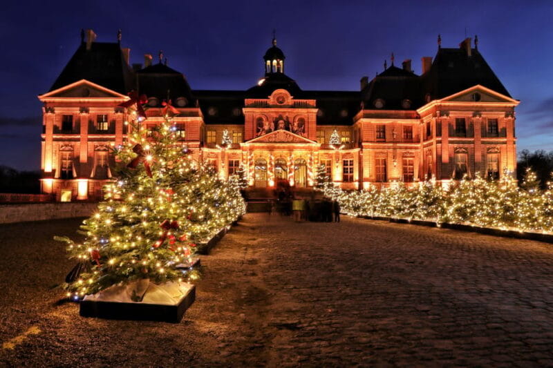 Xmas Paris & Vaux-le-Vicomte Castle Chauffeur Driven 5hrs - Scenic Drive to Château de Vaux-le-Vicomte
